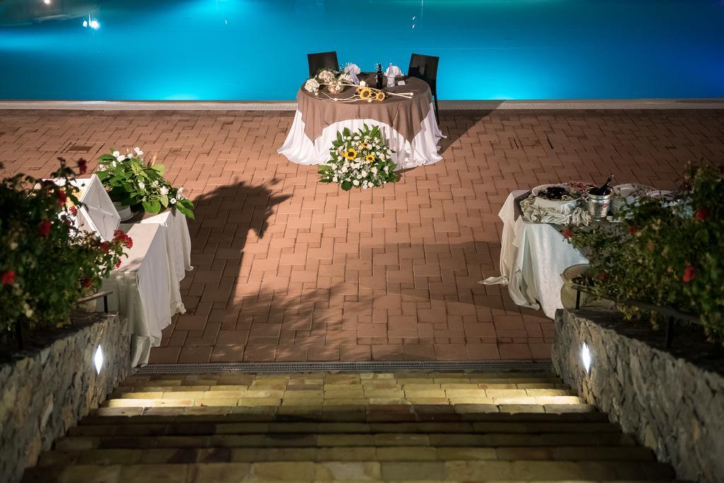 Valle Himara Guest House Piana Degli Albanesi Eksteriør bilde