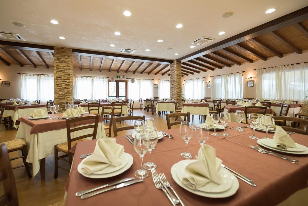 Valle Himara Guest House Piana Degli Albanesi Eksteriør bilde